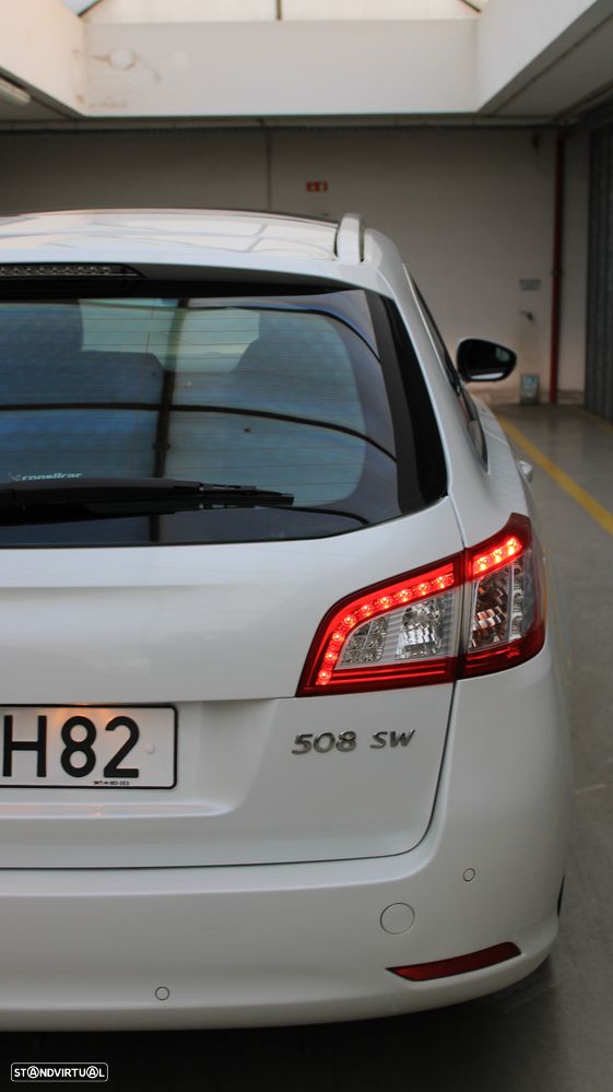 Peugeot 508 SW 1.6 e-HDi Allure 2-Tronic - 44