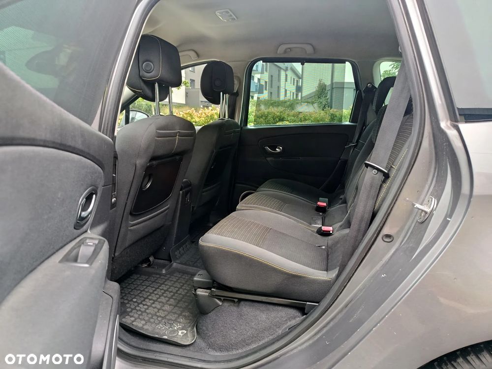 Renault Scenic TCe 130 Dynamique - 9