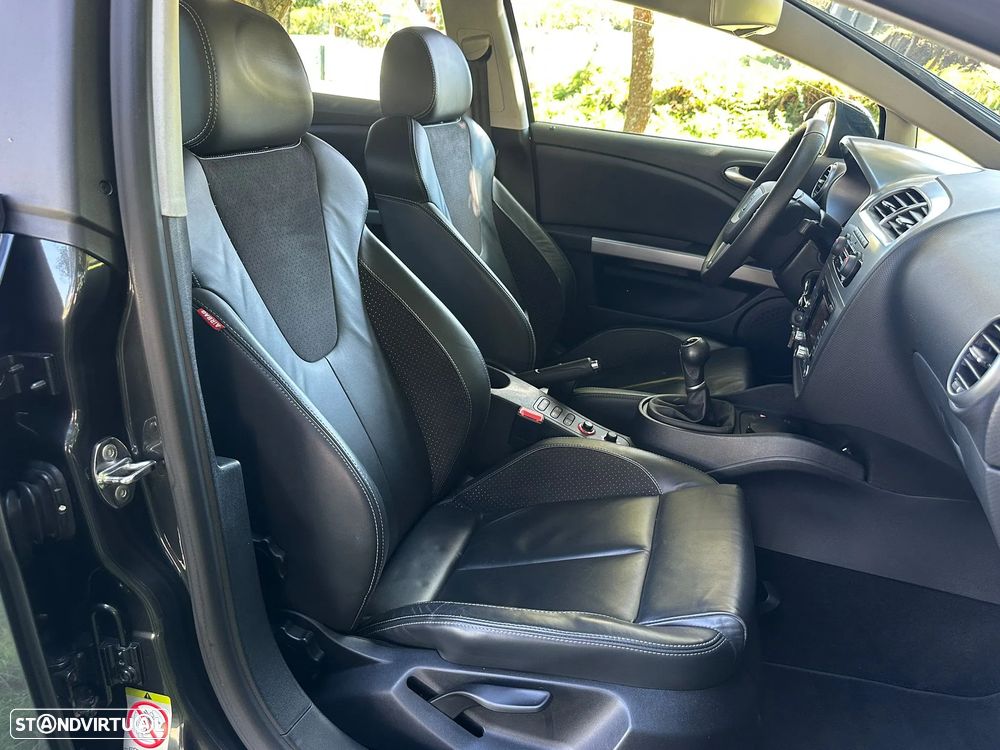 SEAT Leon 1.6 TDI Ecomotive Sport Start/Stop - 22