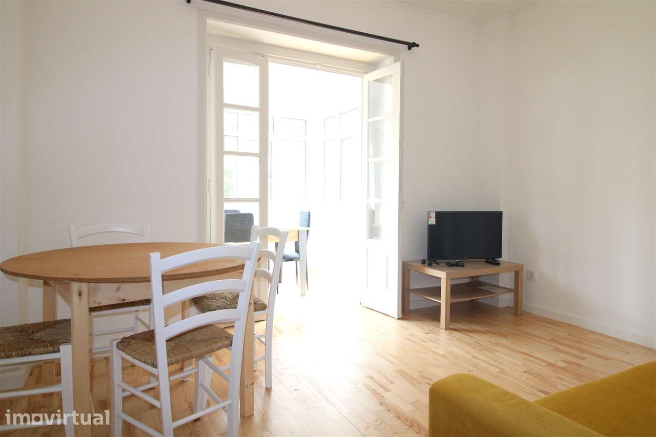 Apartamento T4 próximo Faculdade de Economia - Grande imagem: 3/15