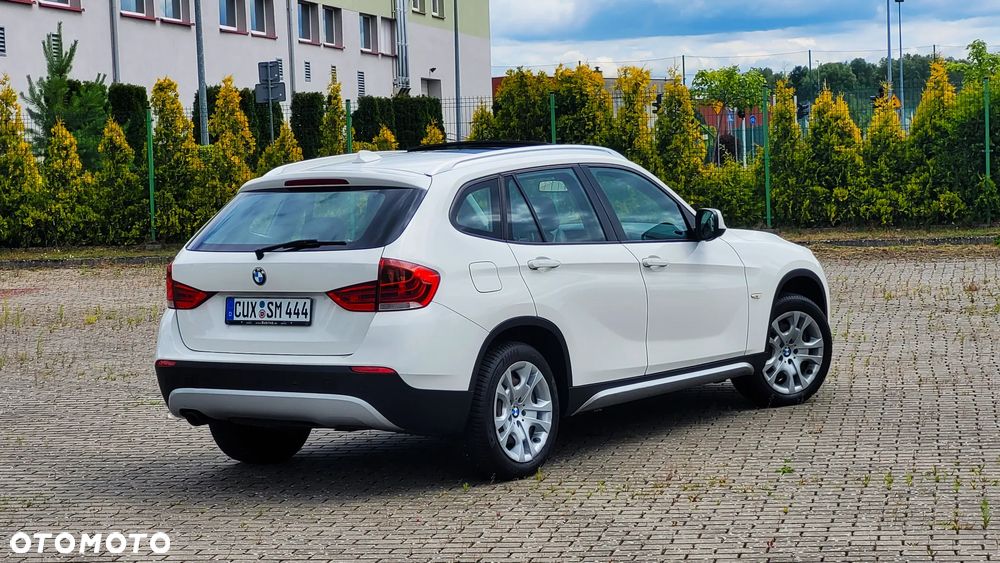 BMW X1 xDrive18d xLine - 16