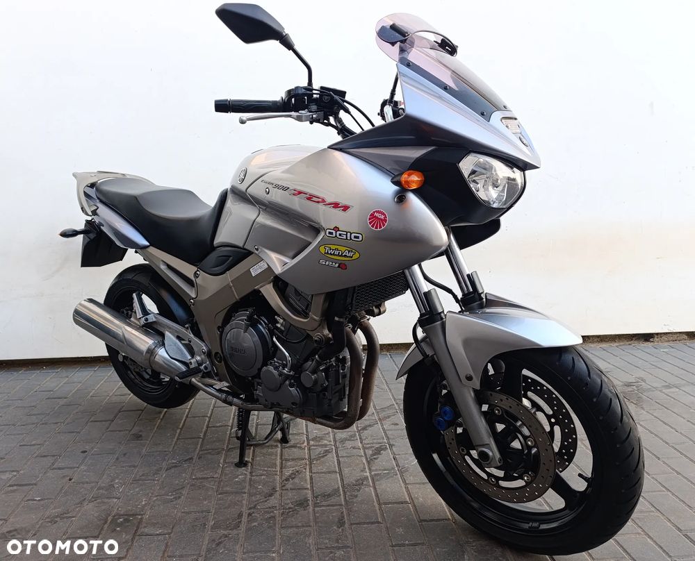 Yamaha TDM - 8
