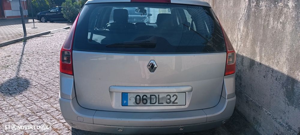 Renault Mégane Break 2.0 dCi Privilège Luxe - 3