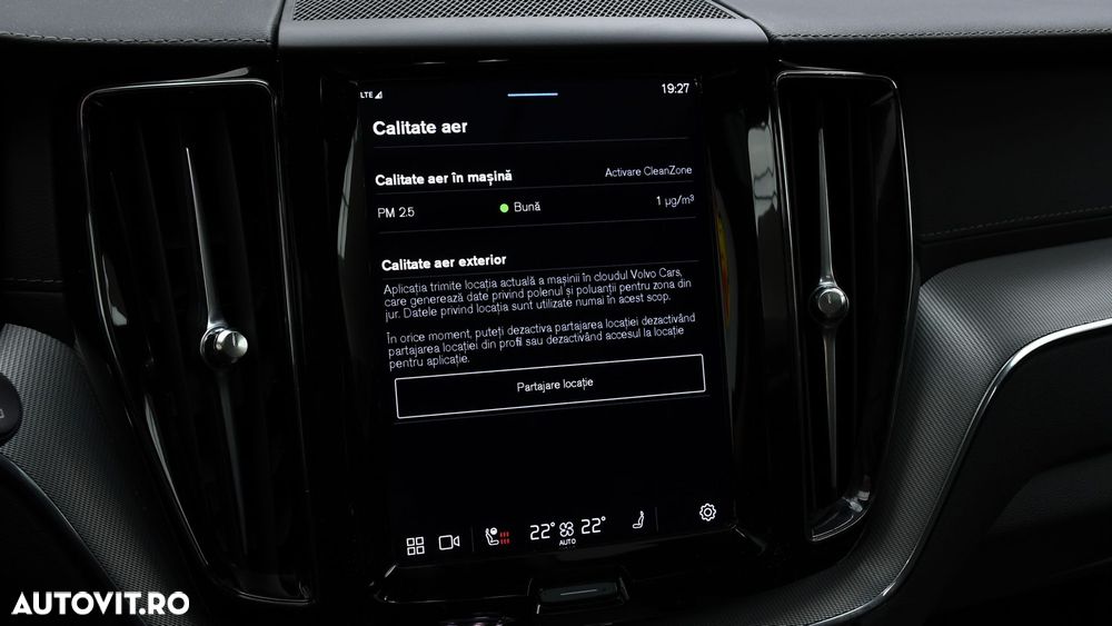 Volvo XC 60 B5 D AWD Ultimate Dark - 16