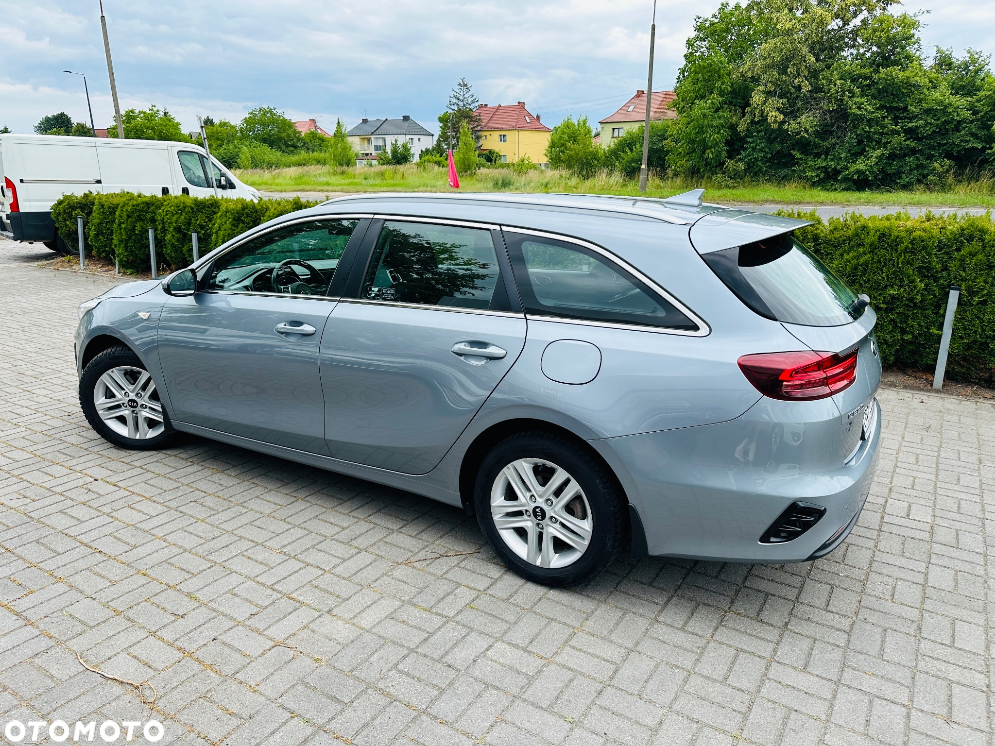 Kia Ceed 1.6 CRDi SCR M - 4