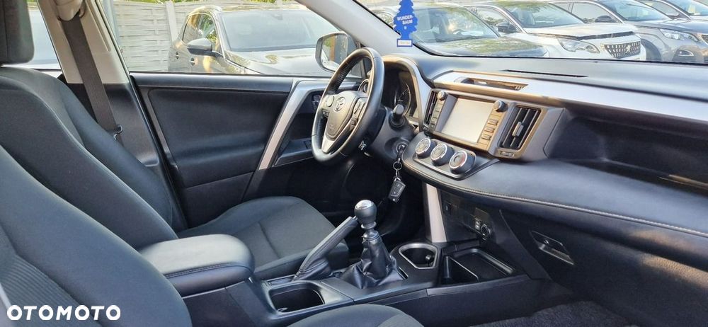 Toyota RAV4 - 26
