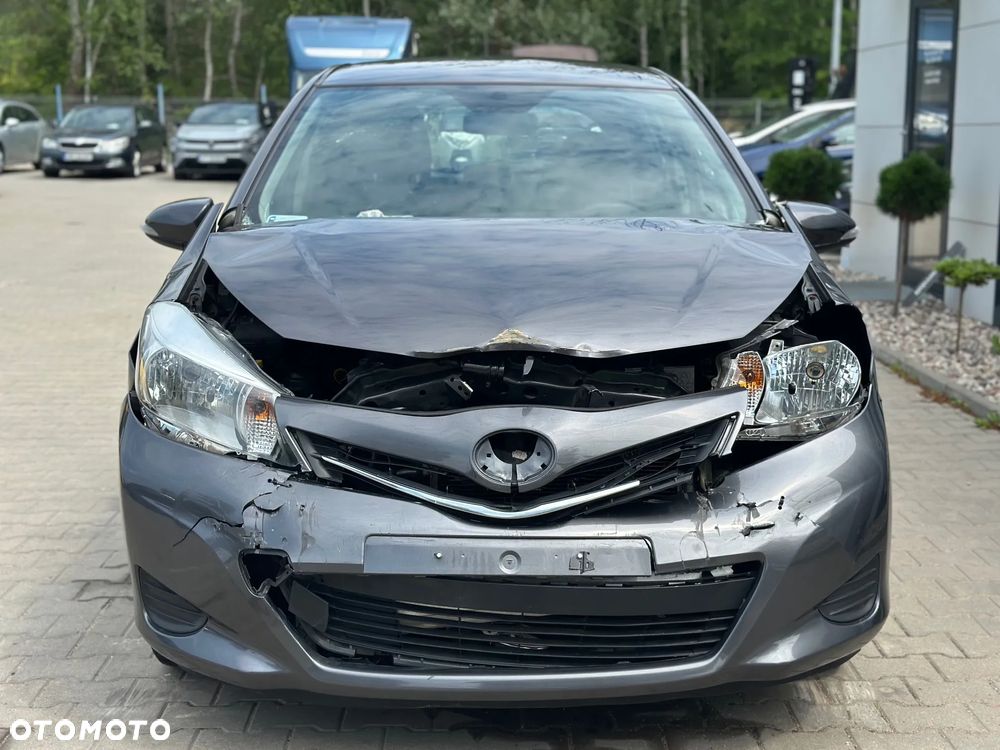 Toyota Yaris - 2