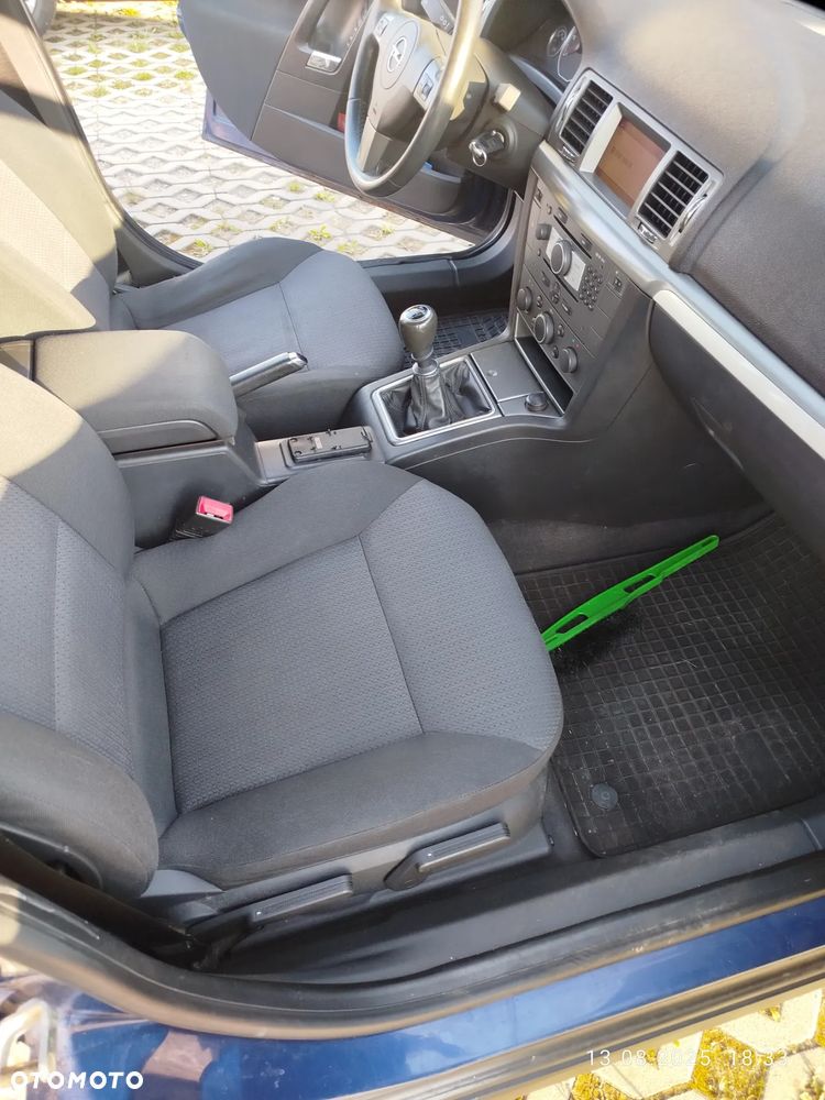 Opel Vectra 1.9 CDTI - 8