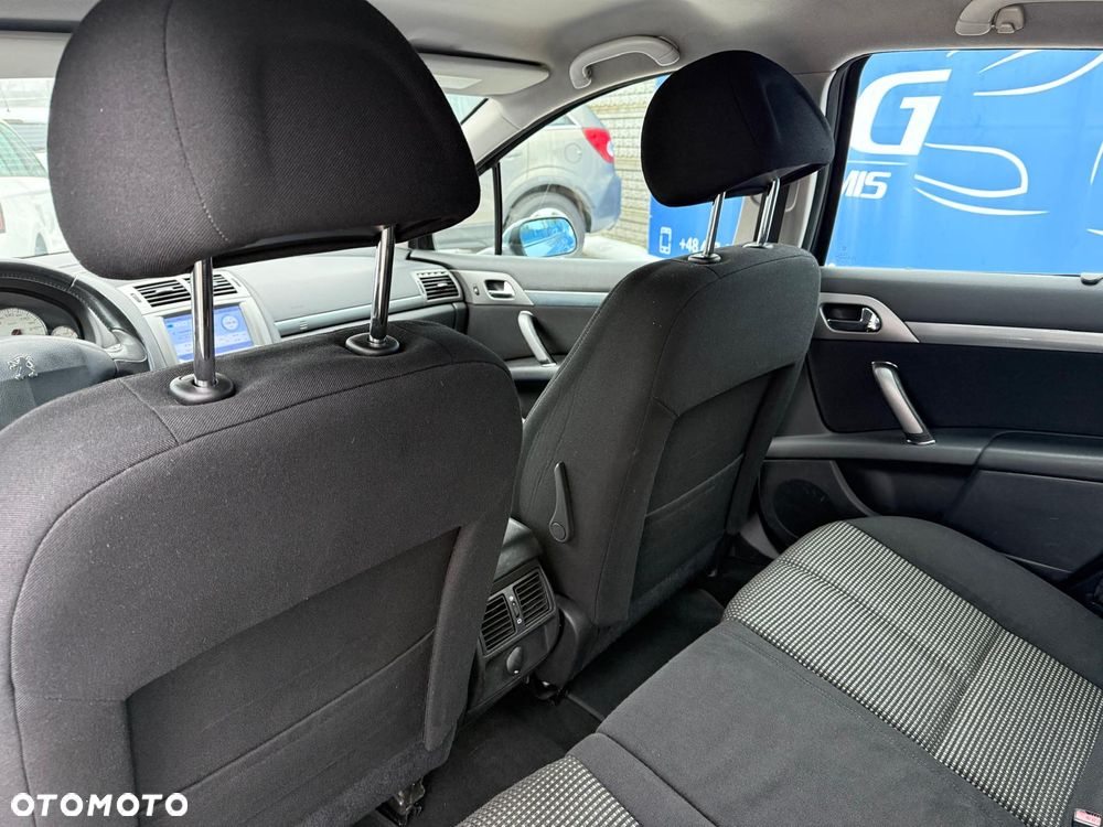 Peugeot 407 2.0 HDI Intense - 11