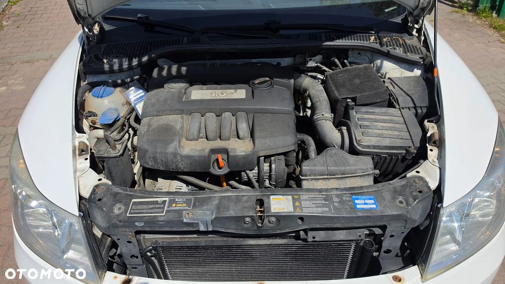 Skoda Octavia 1.6 Combi Ambiente - 40