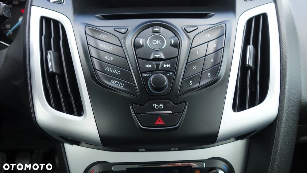 Ford Focus 1.0 EcoBoost Start-Stopp-System Champions Edition - 22