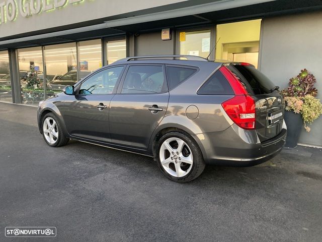 Kia Ceed SW 1.6 CRDi TX Sport - 6