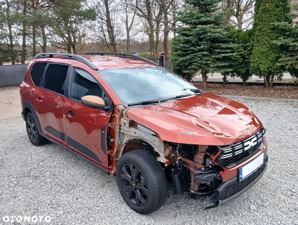 Dacia Jogger 1.0 TCe Extreme 7os - 12
