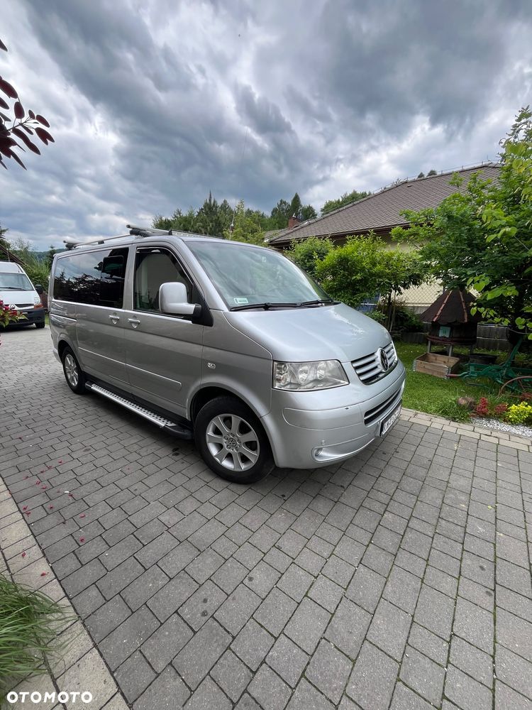 Volkswagen Multivan - 5