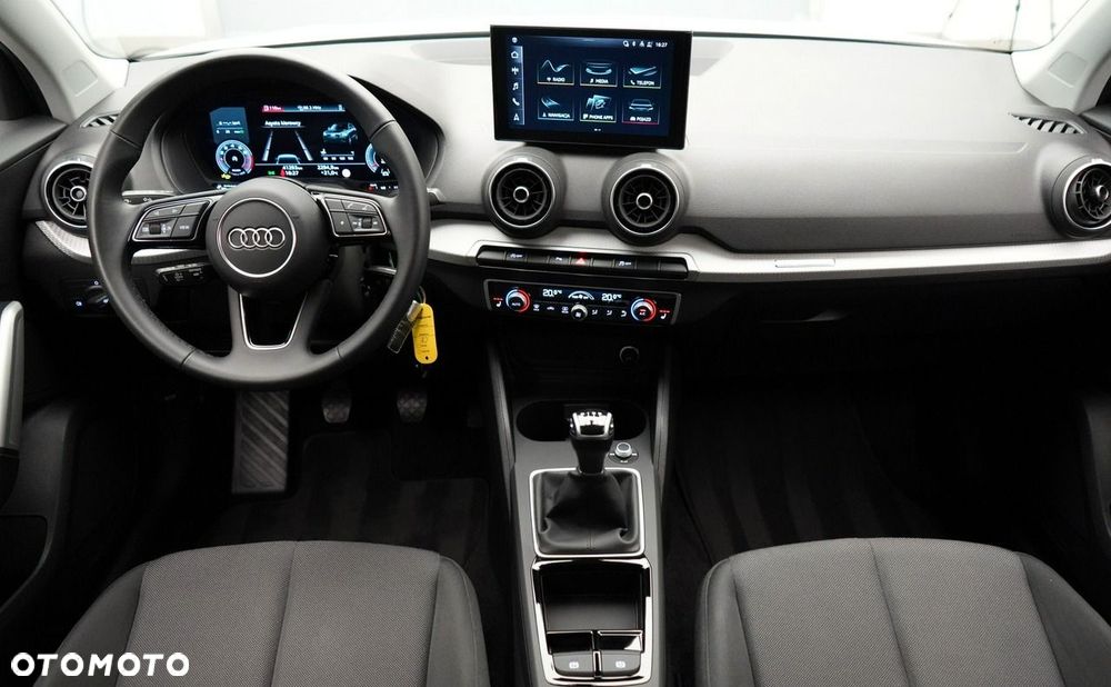 Audi Q2 - 18