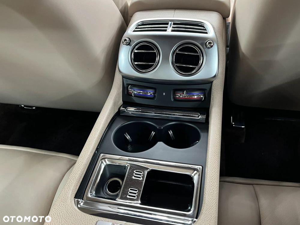 Rolls-Royce Wraith - 27