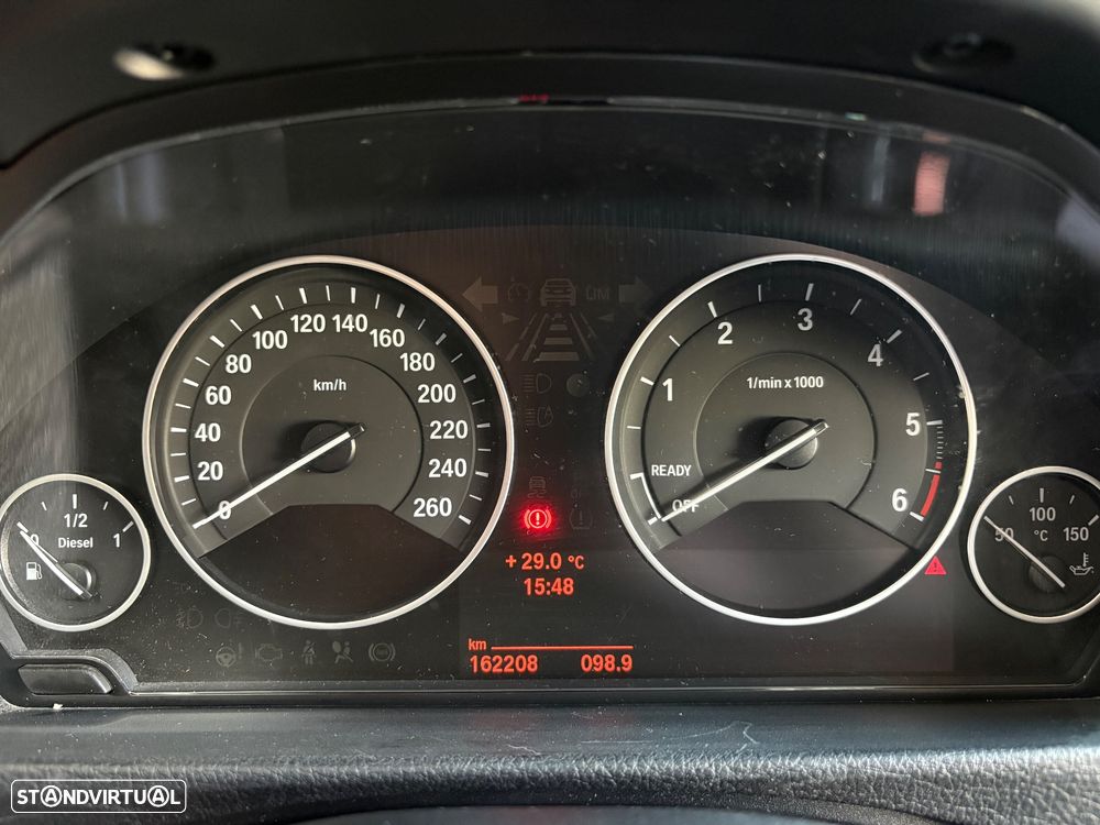 BMW 320 d Aut. Sport Line - 43
