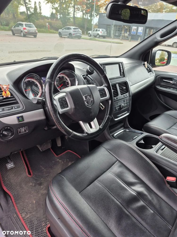 Dodge Grand Caravan 3.6 R/T - 6
