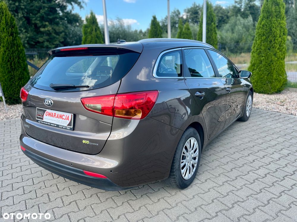 Kia Ceed 1.6 GDI ISG Platinum Edition - 10