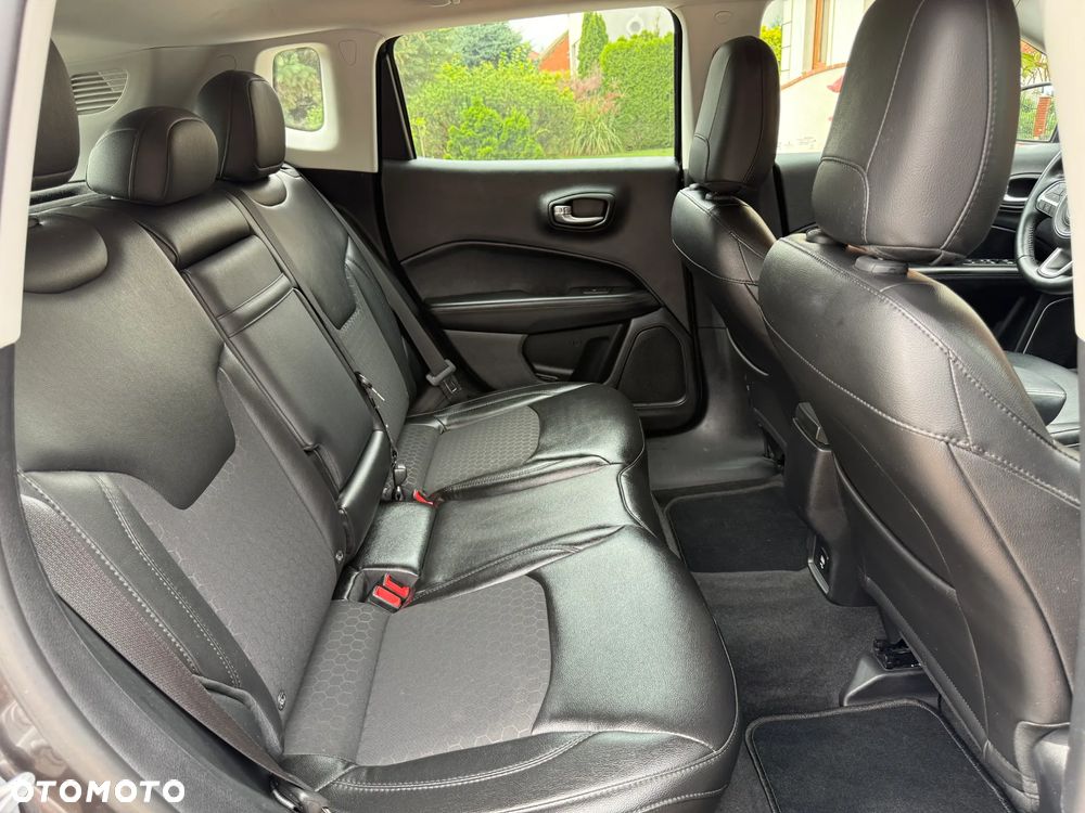 Jeep Compass 1.4 TMair Night Eagle FWD S&S - 16