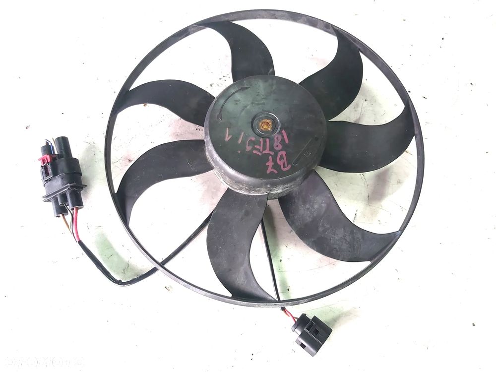 VW PASSAT B7 12r 1.8 TFSI WENTYLATOR CHŁODNICY - 1