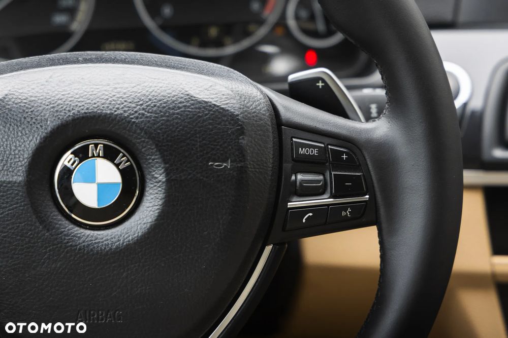 BMW Seria 5 520d xDrive Luxury Line - 28
