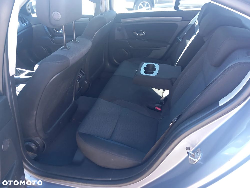 Renault Laguna 1.6 16V 110 Expression - 27