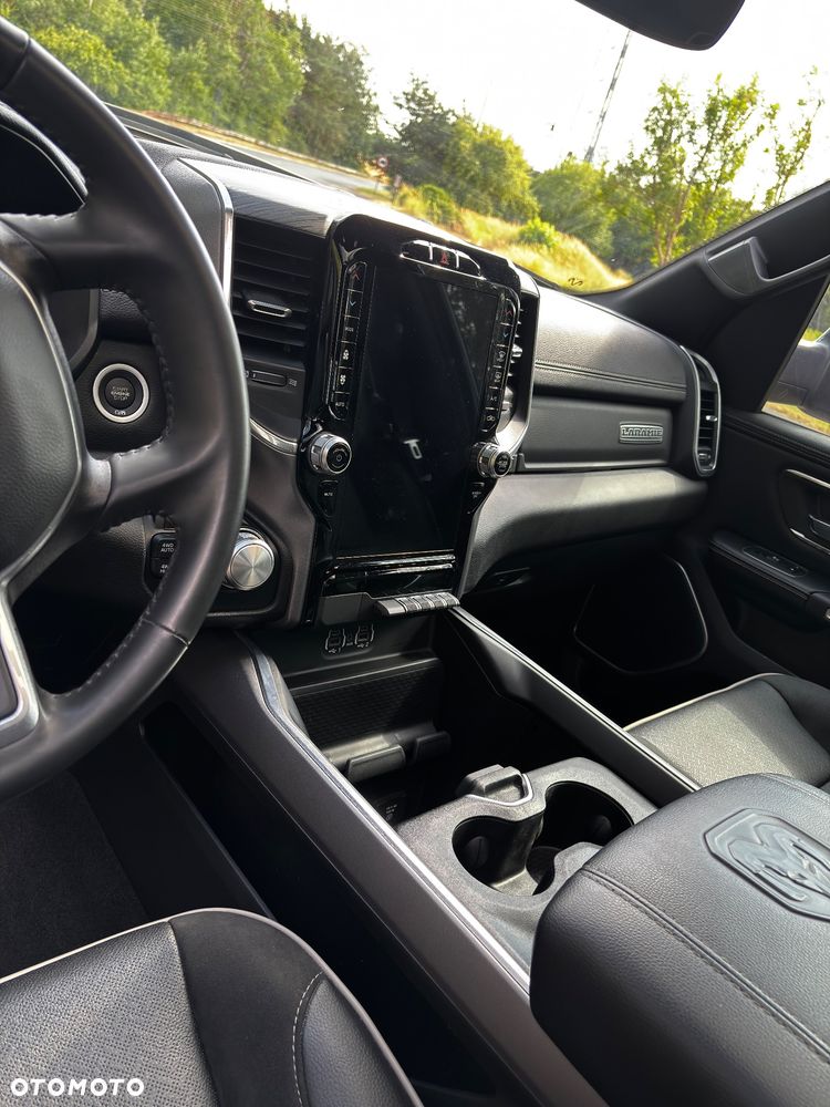 RAM 1500 5.7 eTorque Quad Cab Longbed Laramie Black - 30