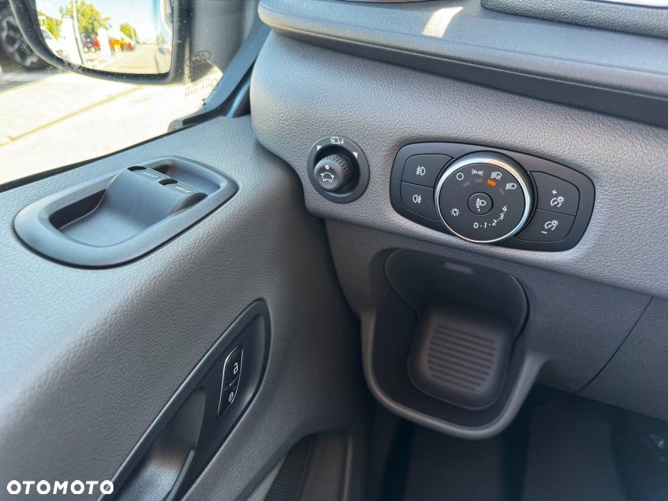 Ford Transit - 20