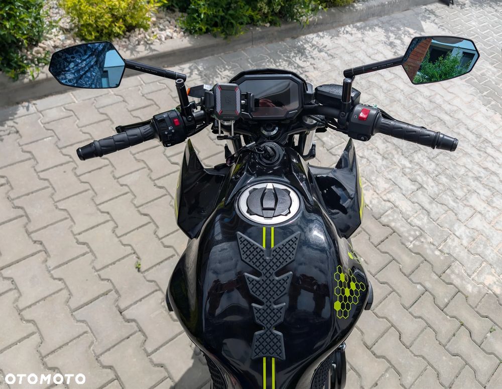 Kawasaki Z 650 - 10