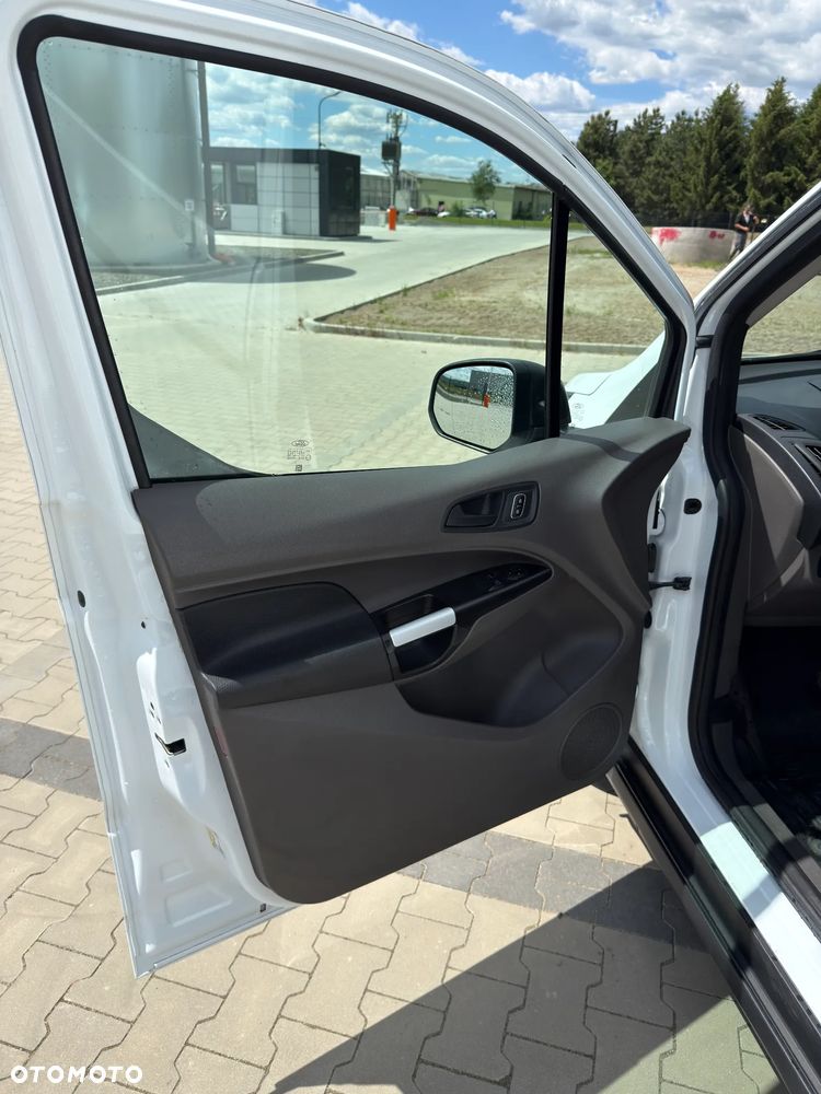 Ford transit connect - 12