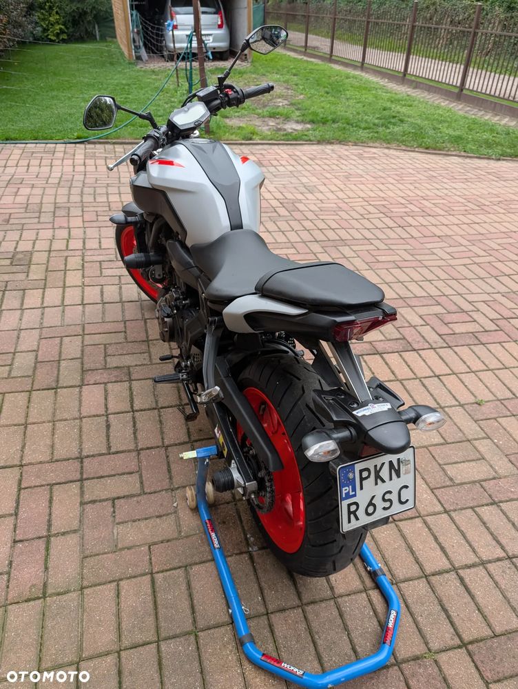 Yamaha MT - 21