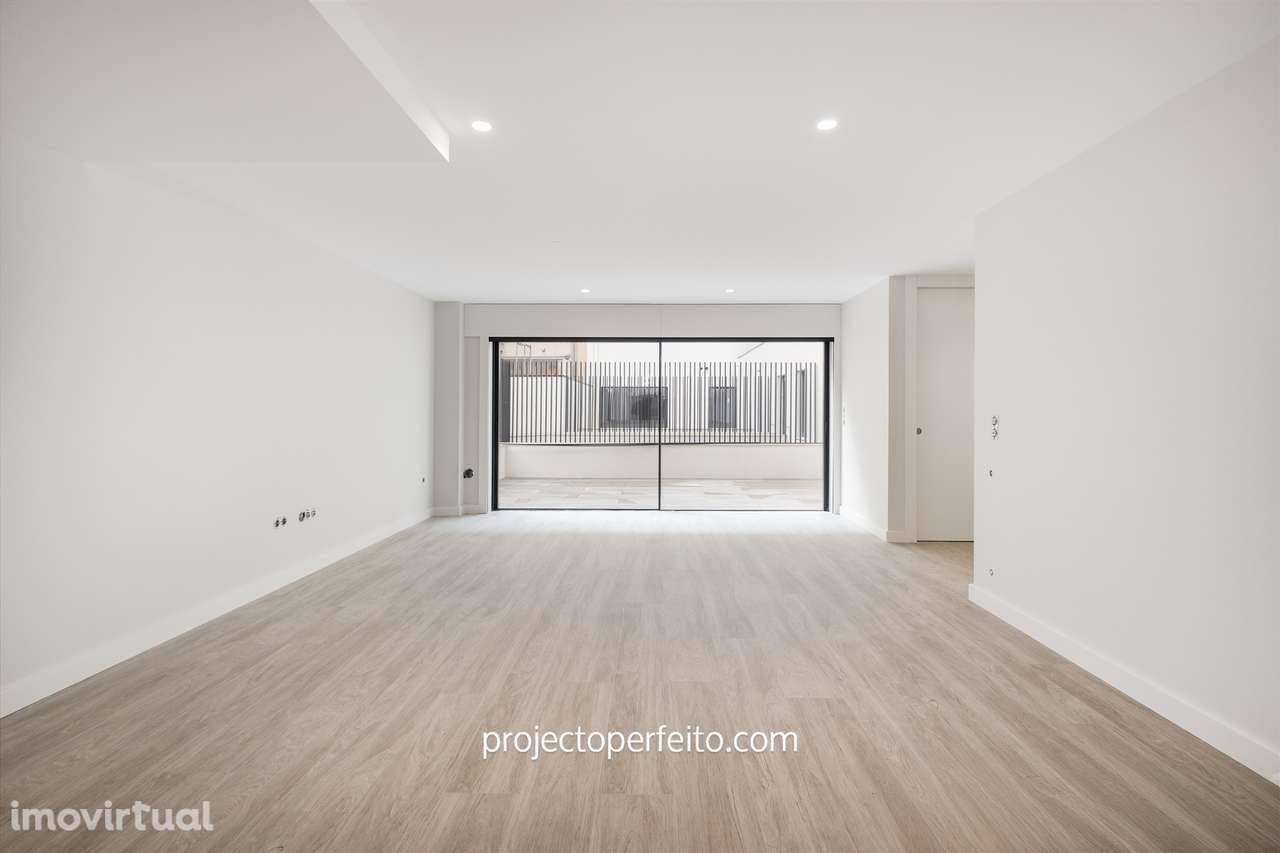Apartamento T2 DUPLEX Venda em Espinho,Espinho - Grande imagem: 3/17