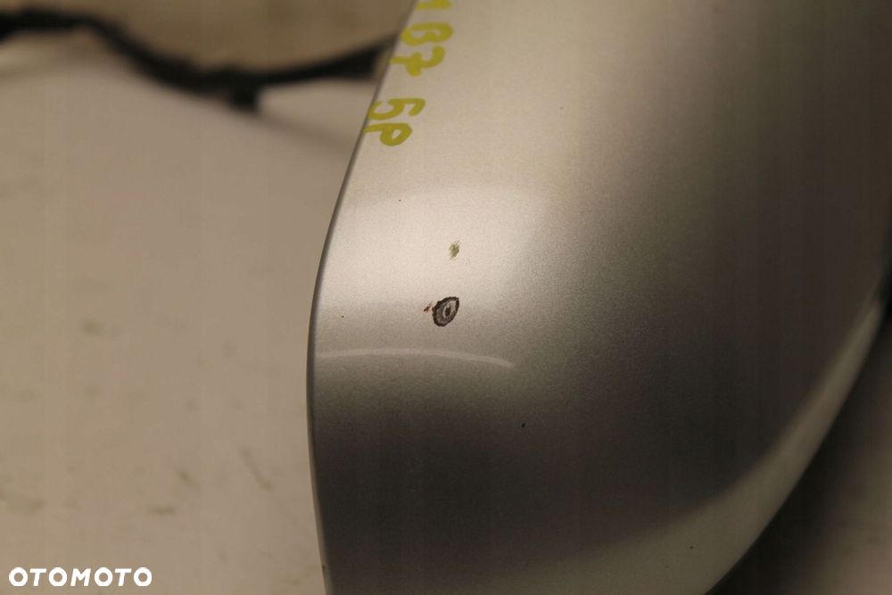 AUDI A4 B7 04R- LUSTERKO PRAWE 5 PINÓW LY7W - 5