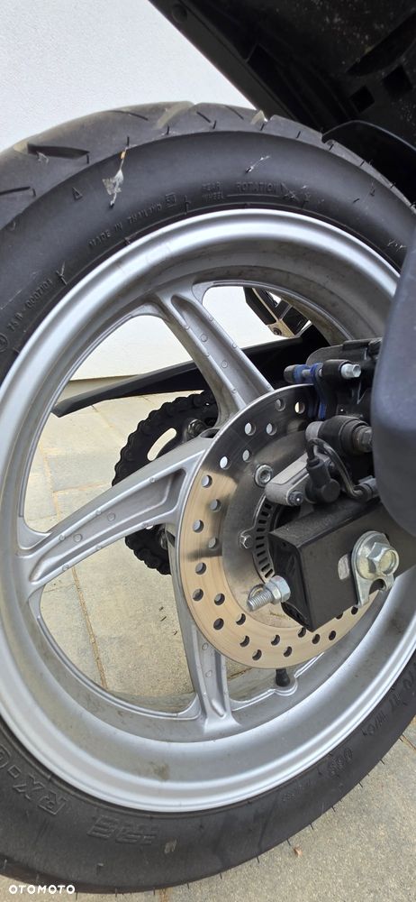 Honda CBR - 12