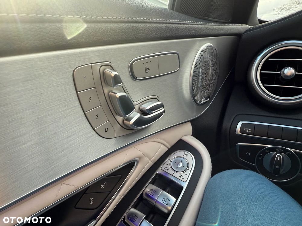 Mercedes-Benz Klasa C 220 d 9G-TRONIC - 11