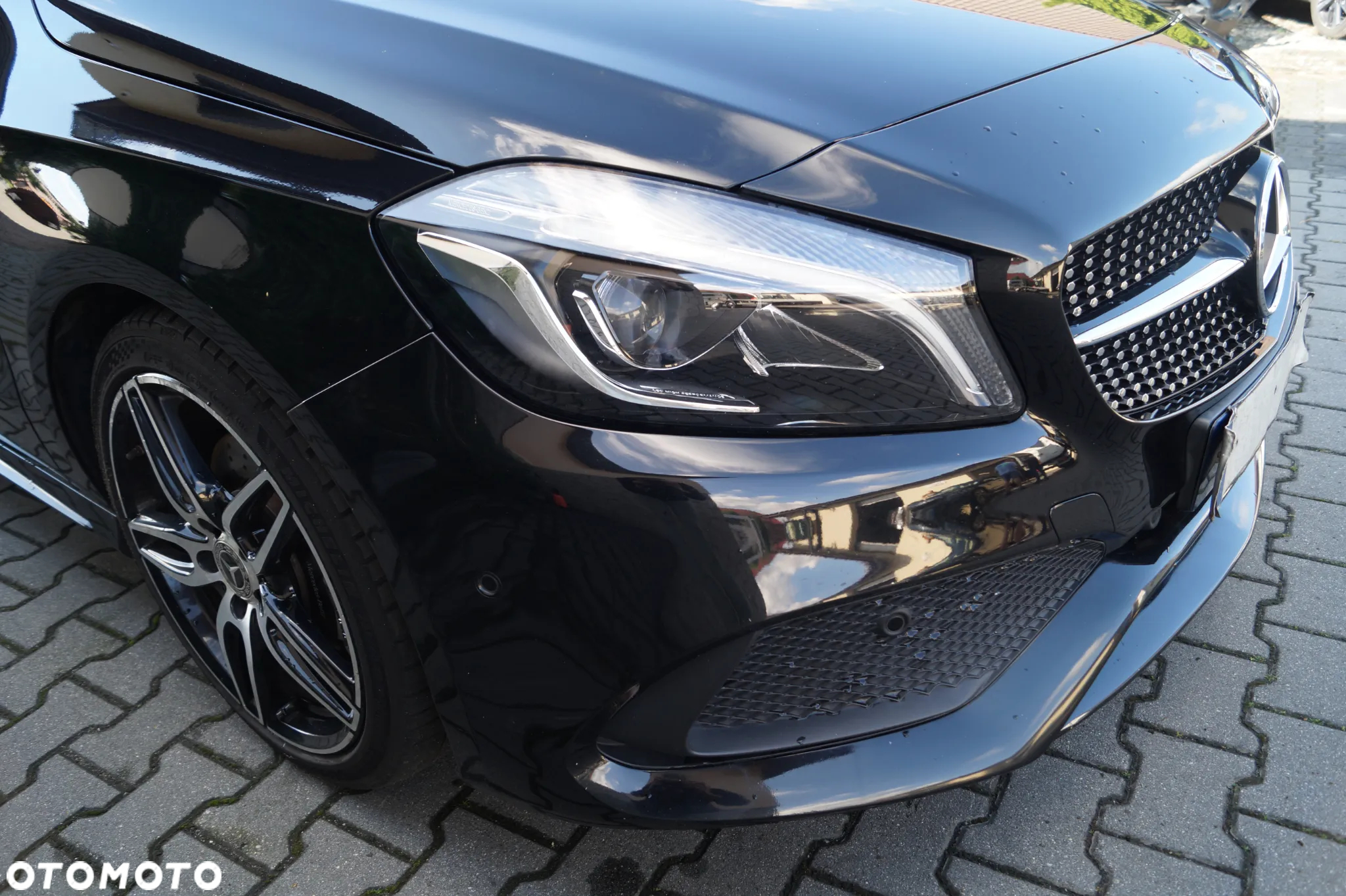 Mercedes-Benz Klasa A 180 CDI 7G-DCT AMG Line - 2