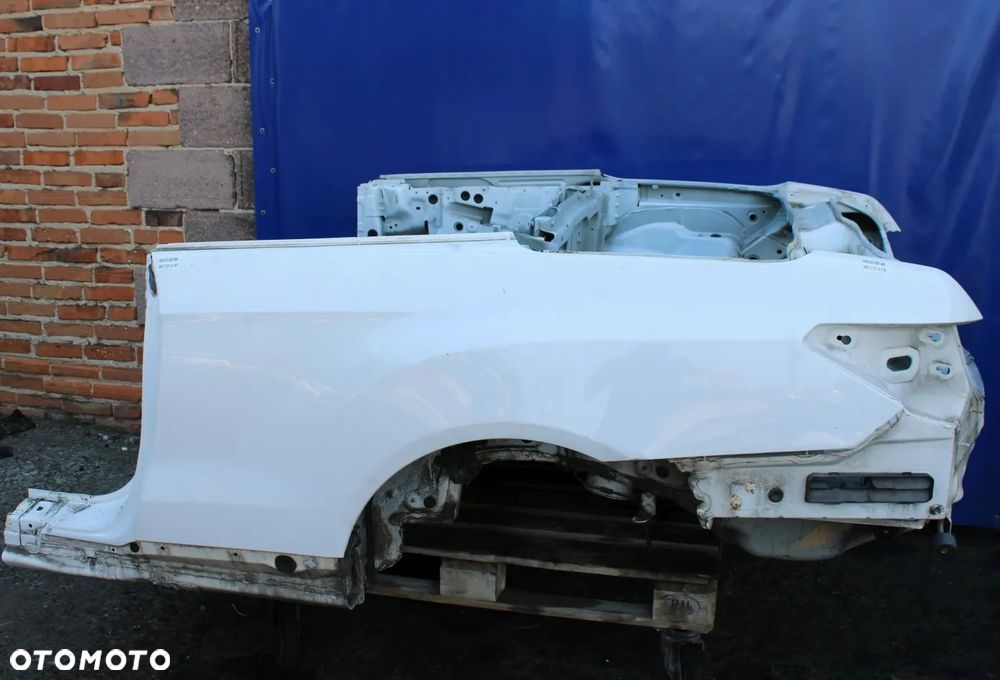 Błotnik tył tylny lewy prawy ćwiartka tylna prawa lewa OE Mercedes W207 C207 Lift Cabrio 149 - 10