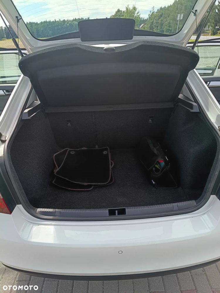 Skoda RAPID 1.0 TSI Ambition - 13