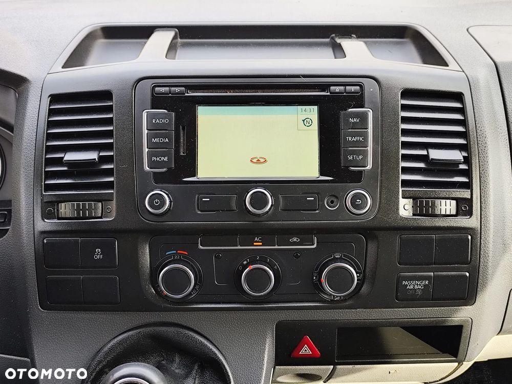 Volkswagen Transporter T5 - 14