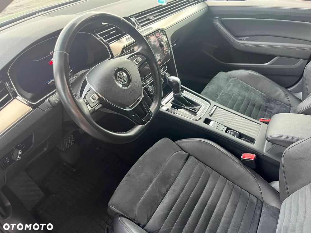 Volkswagen Passat 2.0 TDI SCR Highline DSG - 15