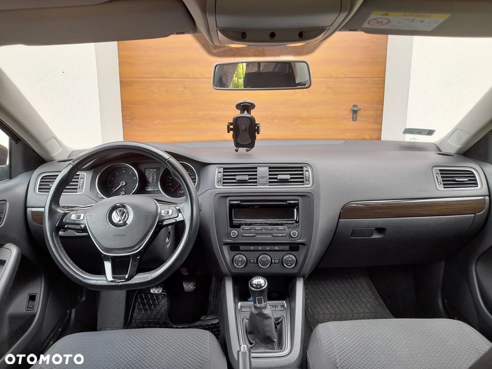 Volkswagen Jetta 1.2 TSI BMT Comfortline - 11