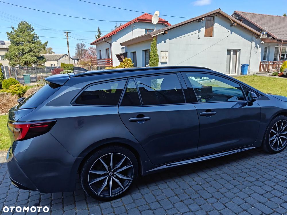 Toyota Corolla - 5