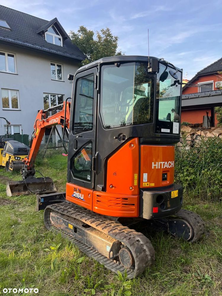 Hitachi ZX26U - 4