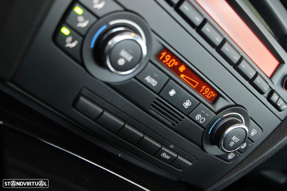 BMW 320 d Coupe - 16