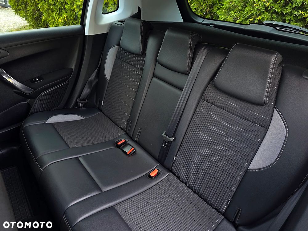Peugeot 2008 PureTech 82 Allure - 25