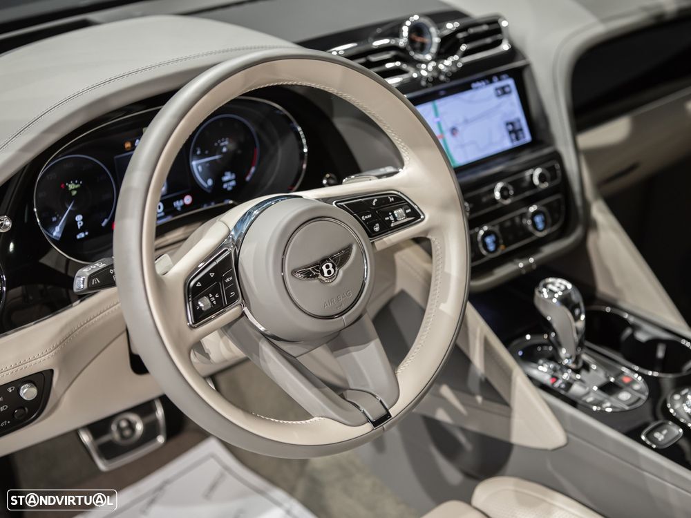 Bentley Bentayga V8 S - 28
