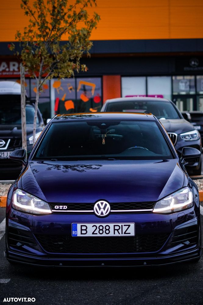 Volkswagen Golf 2.0 TDI DPF BMT DSG GTD - 38