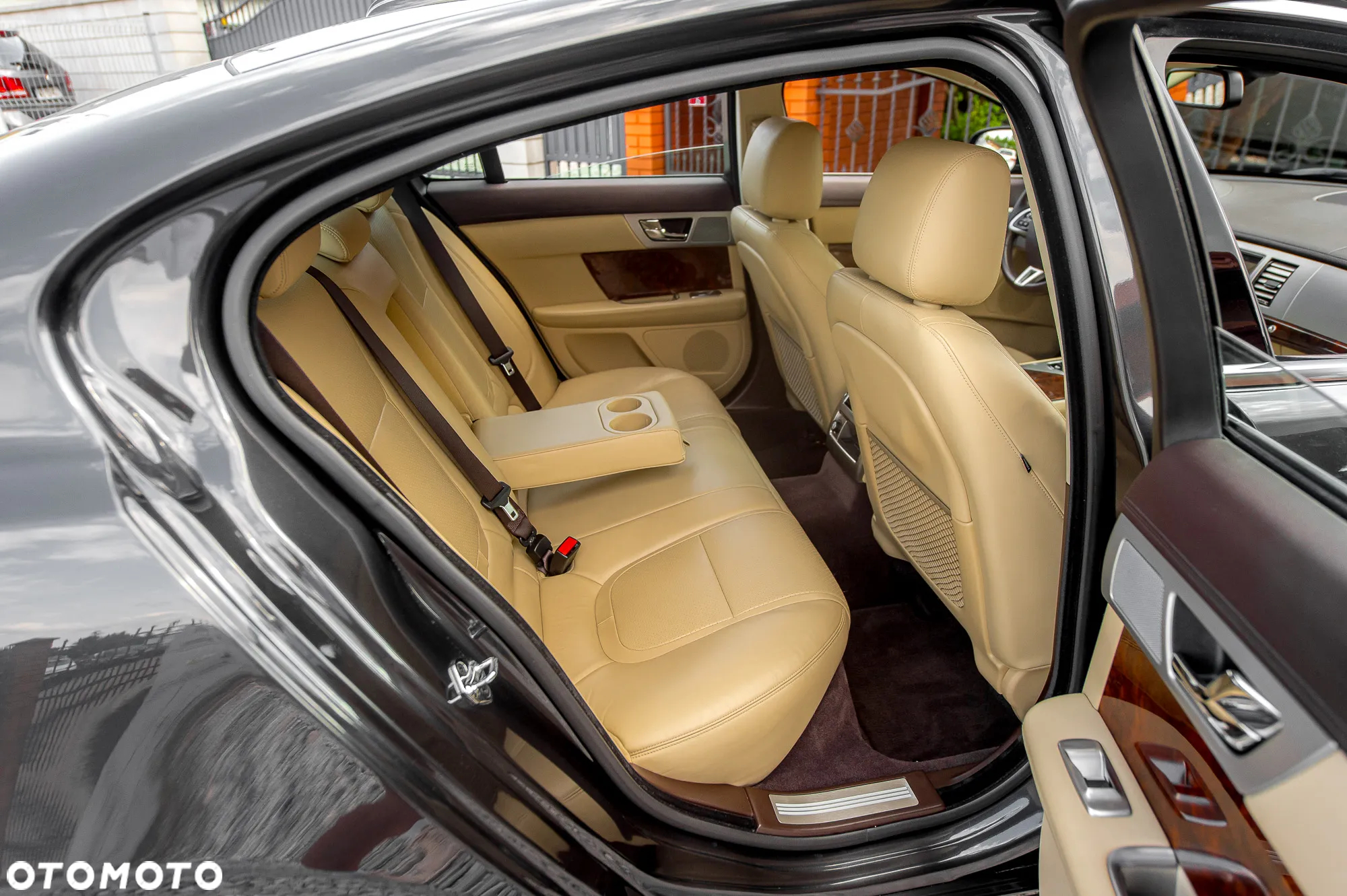 Jaguar XF 3.0 V6 Diesel S Luxury - 19