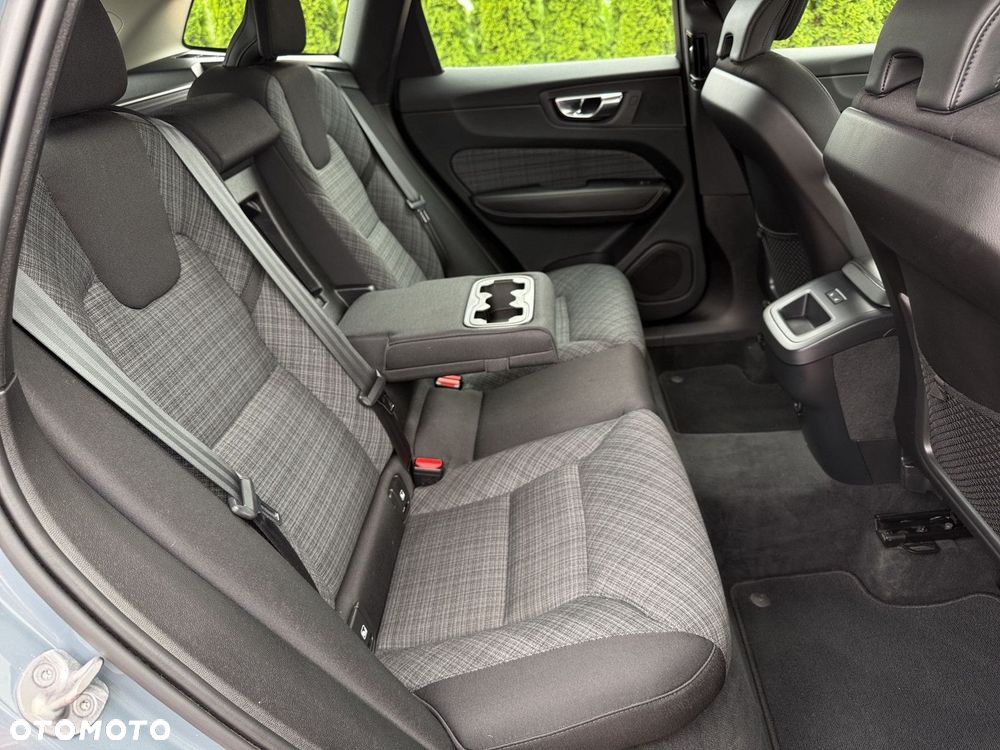 Volvo XC 60 B4 D AWD Core - 20